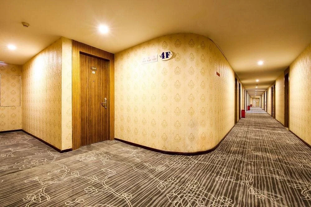 OYO 8019 Jin Hai Yue Hotel