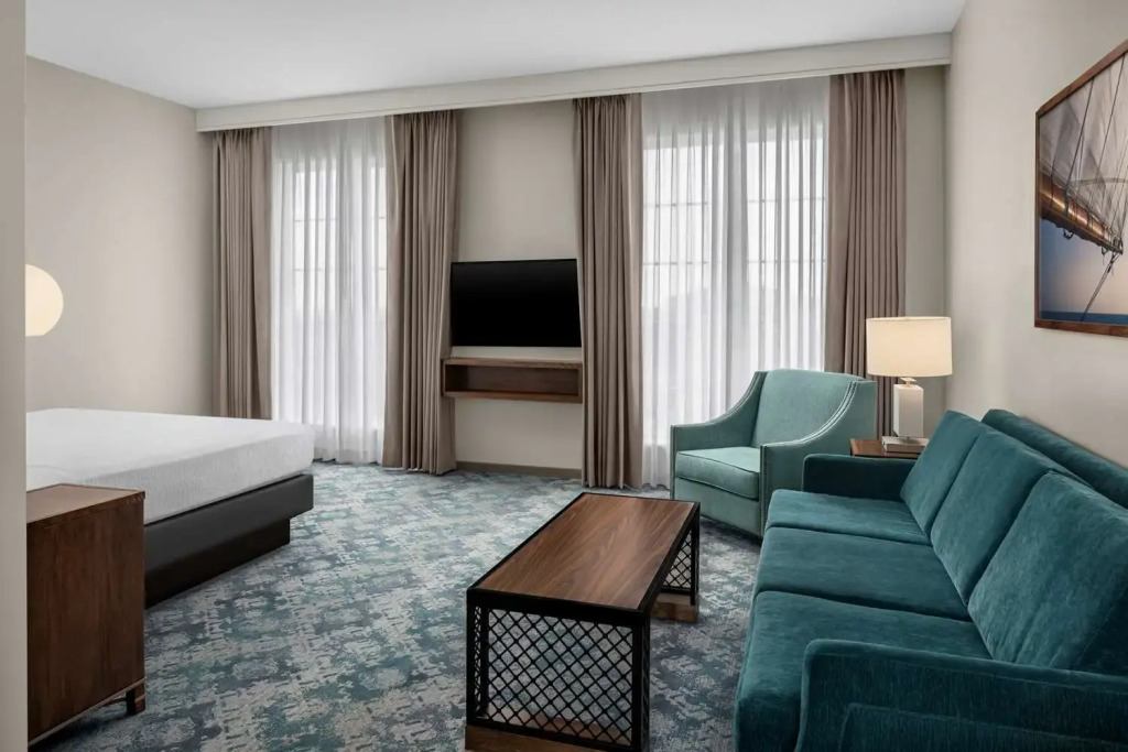 Embassy Suites by Hilton Charleston Harbor Mt. Pleasant
