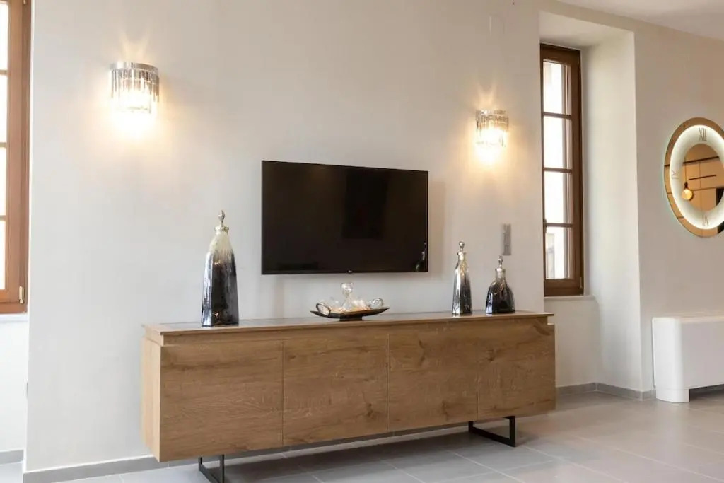Orion Maison: Luxury 3-bedroom maisonette in the center of town