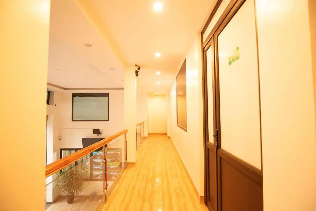 Hang Múa Lucky House