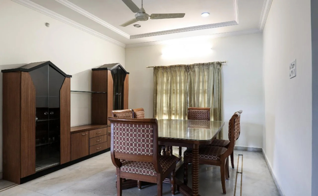 OYO 1074 Valley View Apartments