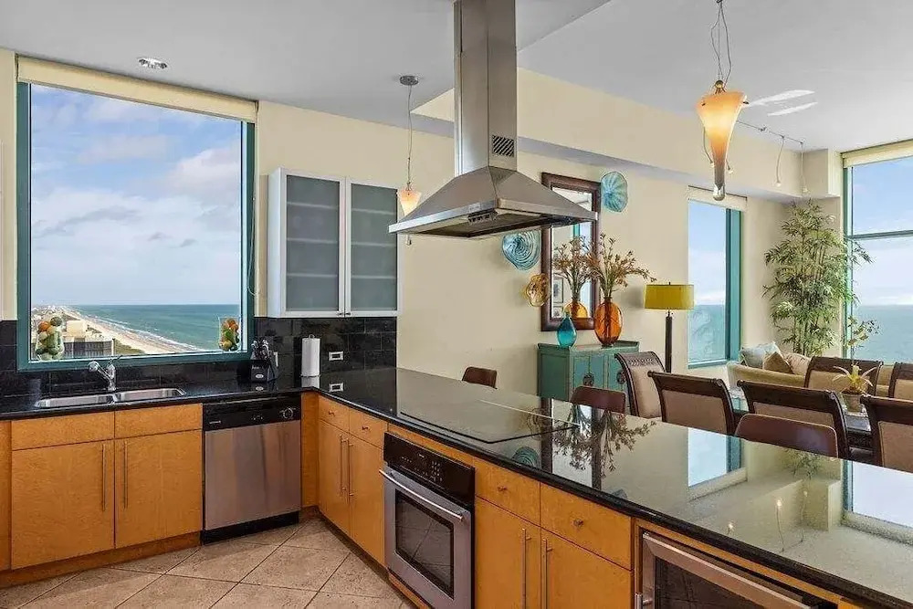 Penthouse Jr Unrivaled Luxury Insane Views 3 Bedroom Apts