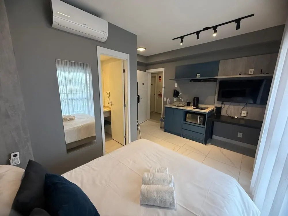 Haus Mitre Residences