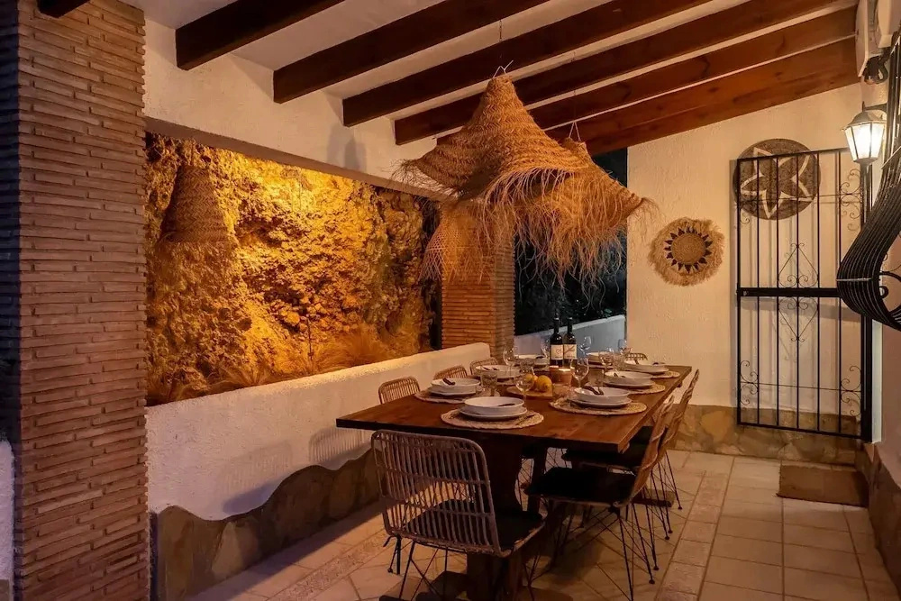 Villa Vista in Alcalali with swimmingpool and view