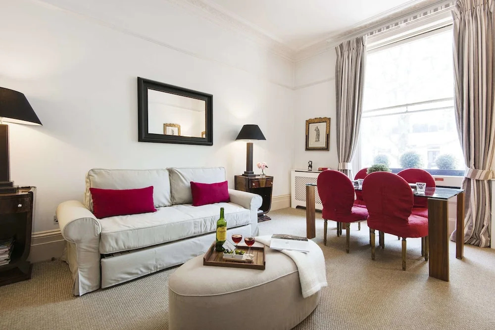 The Chelsea Cathcart Lodge - PC01