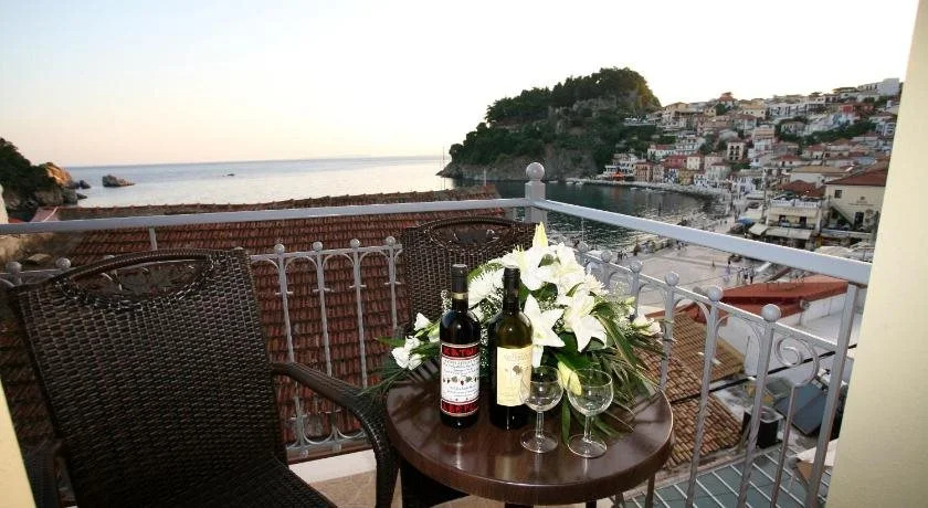 Acrothea Hotel