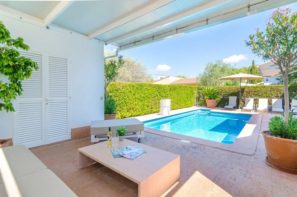Holiday home Carrer de la Balena