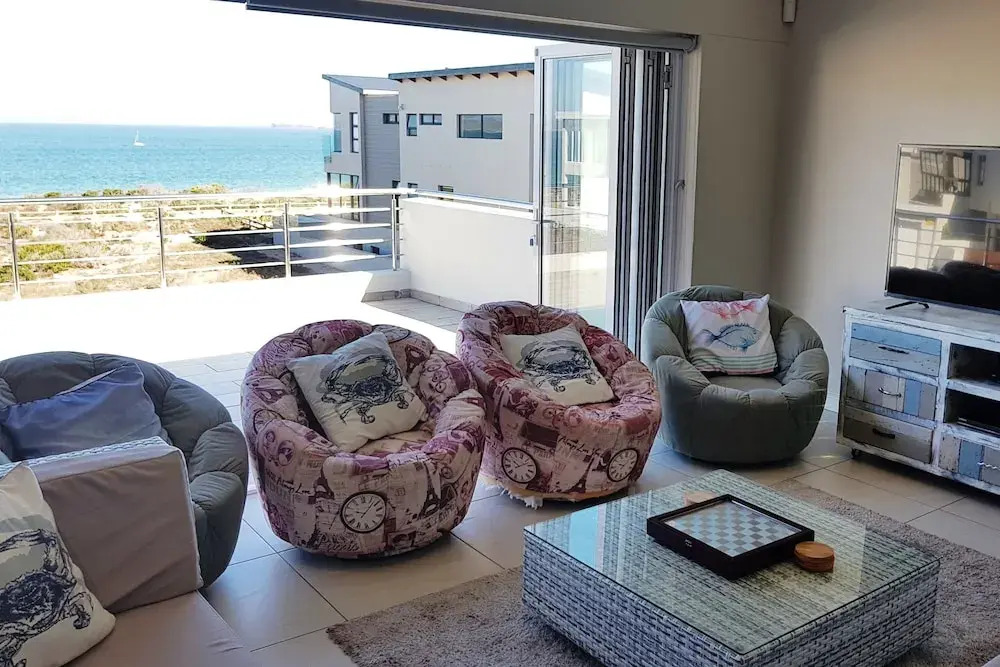 Seasons of Serenity, Langebaan, 8-sleeper