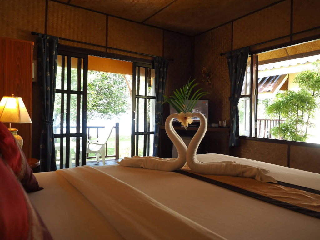 Koh Chang Bailan Beach Resort