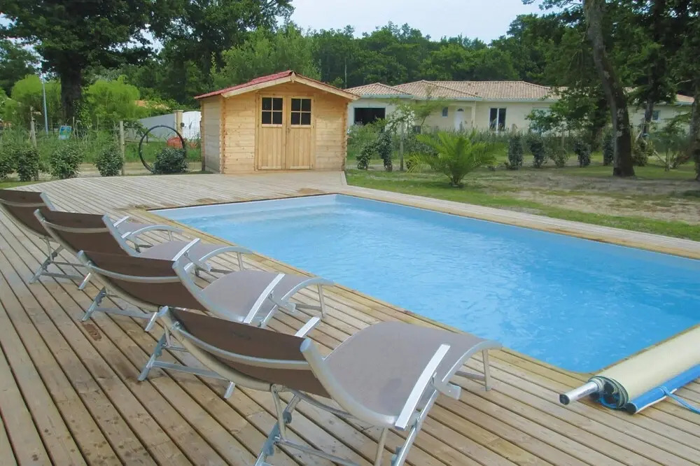 Holiday home with pool