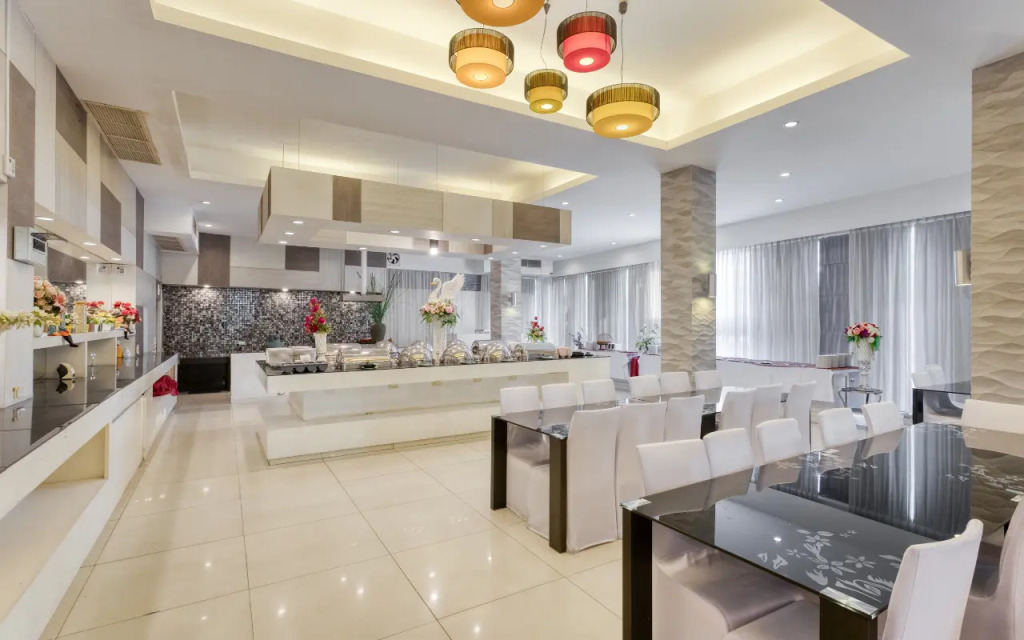 Aunchaleena Grand Hotel Wing B
