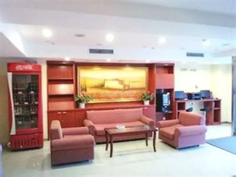 Hanting Express Hebi He Bi Yu Long Ai Zhi City