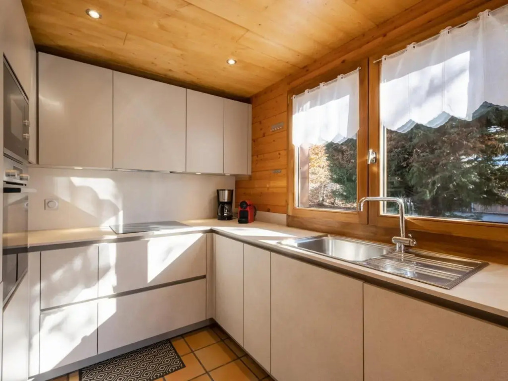 Chalet La Clusaz, 6 pièces, 11 personnes - FR-1-304-160