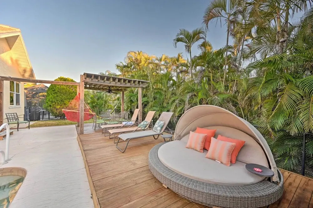 House w/ Heated Pool & Grill - Walk to Beach!