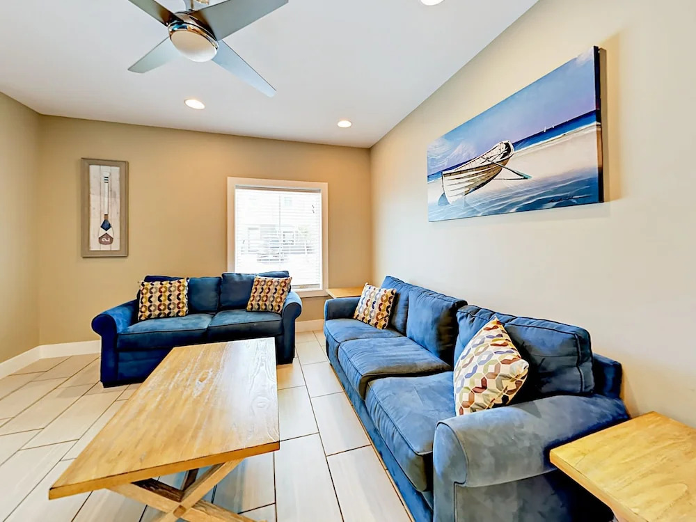 14308 Ridely Way Townhouse 3 Bedrooms 3 Bathrooms Townhouse