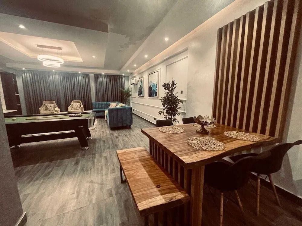 Granville Penthouse Apartments
