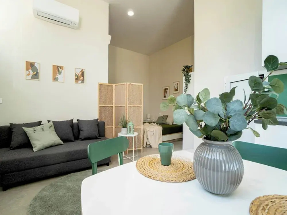 Room-triple Room in Frassino Apartment