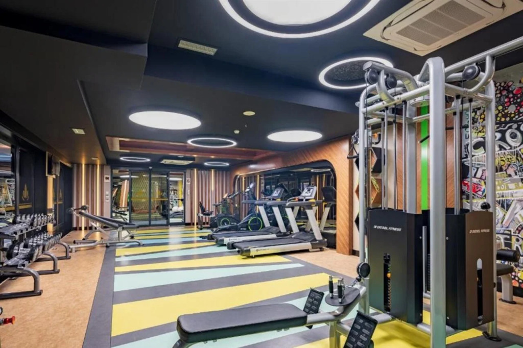 Отель Elysium Green Suites