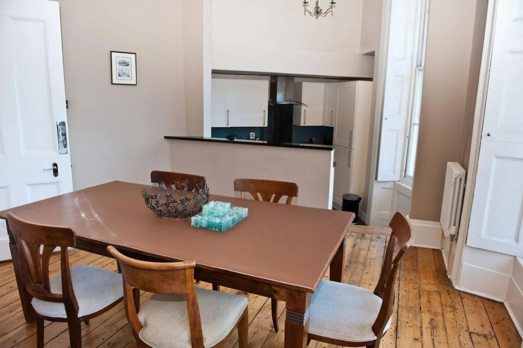 My-Young Street Apartments