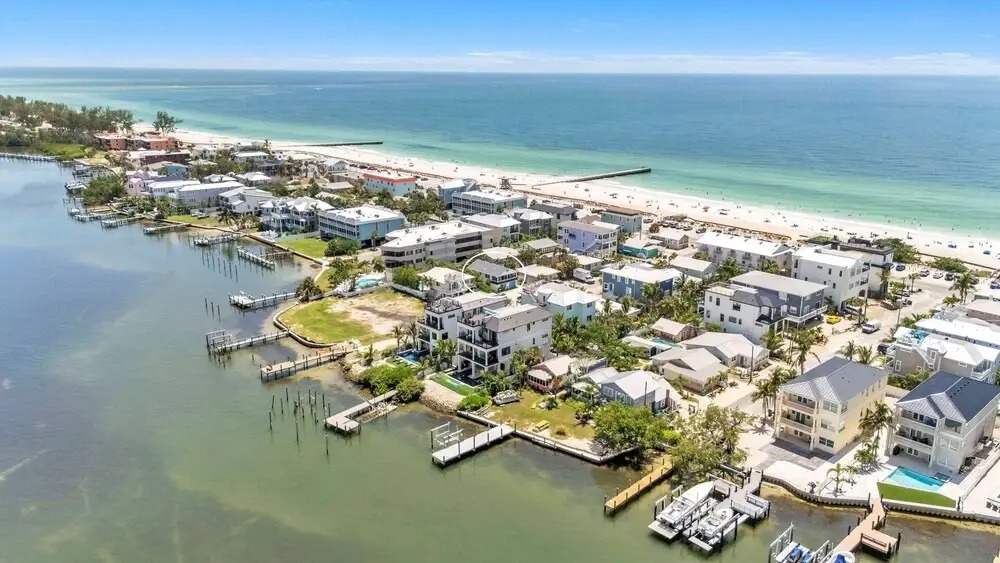 Mermaid Tale 2 Bedroom Condo by RedAwning