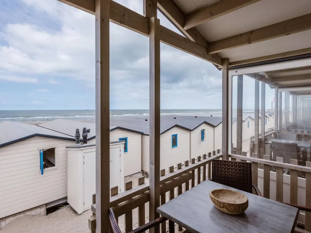Beach House in Julianadorp by the North Sea