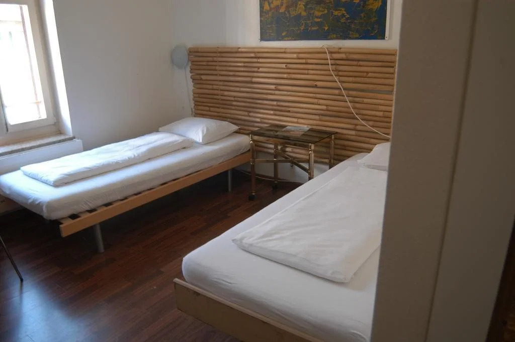 Lindas Beauty Hostel