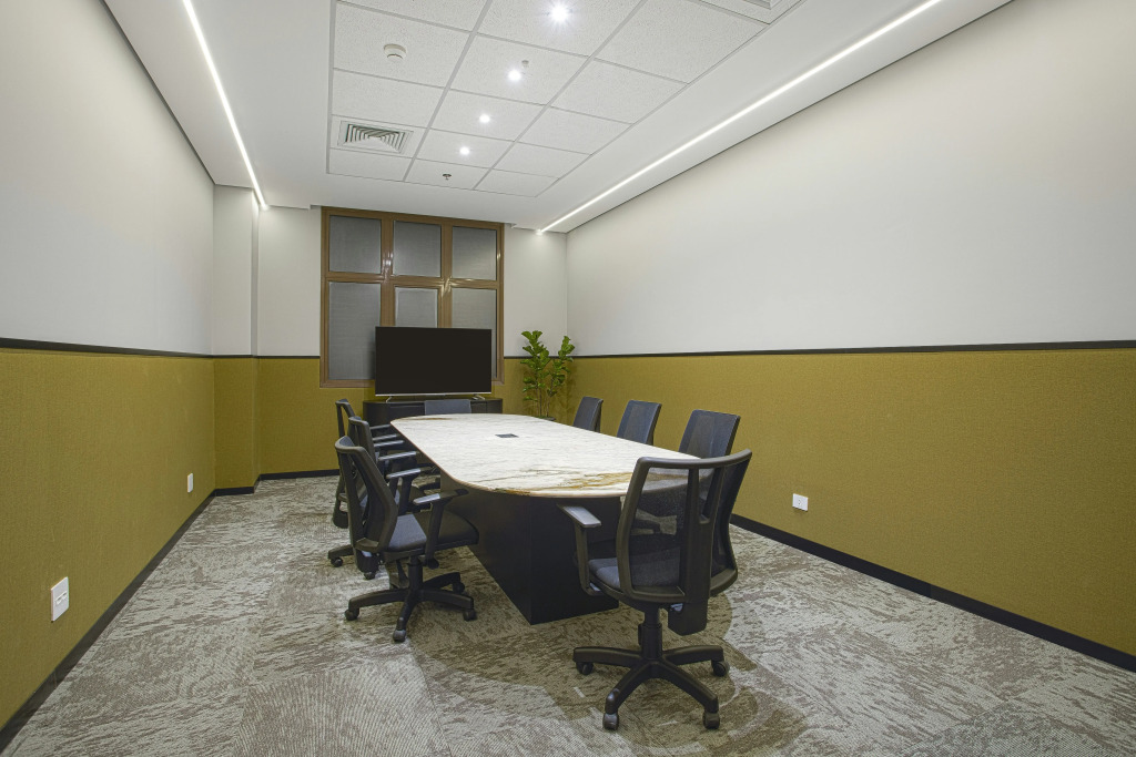 QOYA Hotel Curitiba, Curio Collection by Hilton