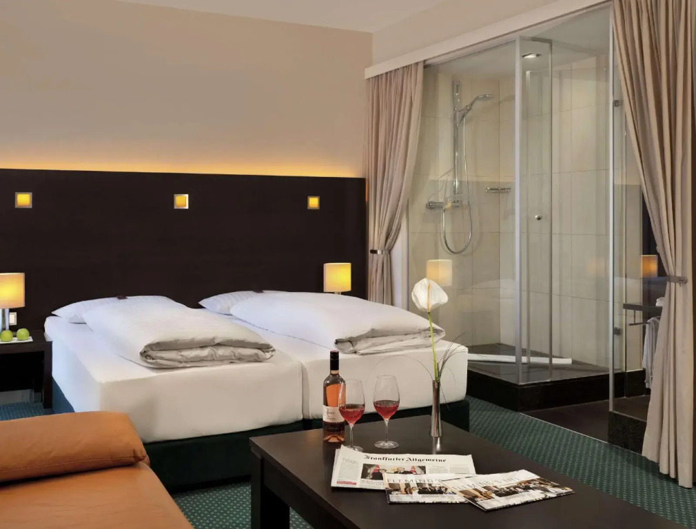 Hotel Lumière an der Messe by ANS