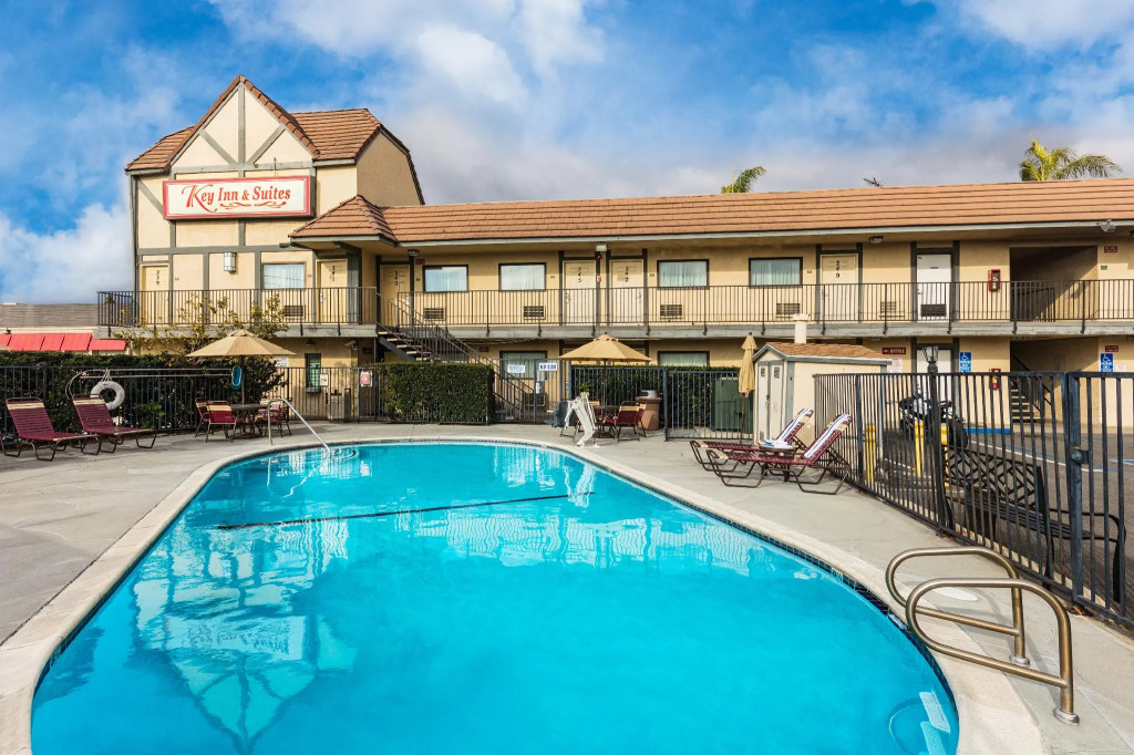Key Inn and Suites