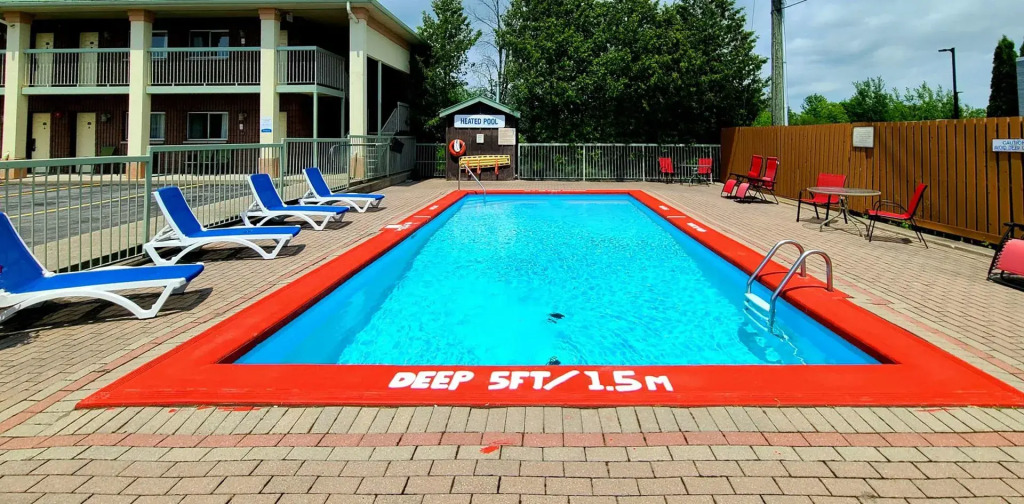 Quality Inn & Suites 1000 Islands