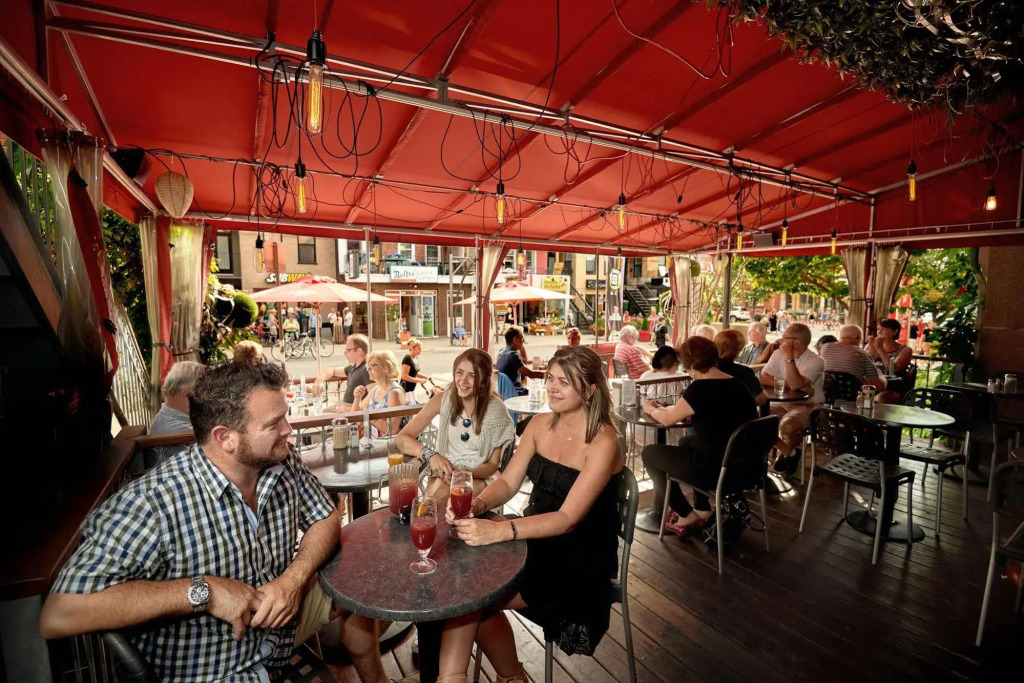Petit Hôtel - Café Krieghoff