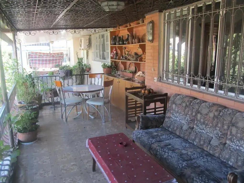 Tsisana Guest House