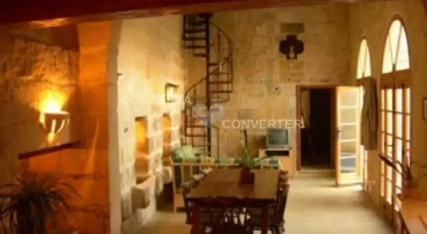 Ta Zaren Farmhouse