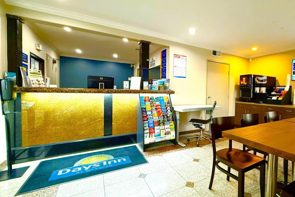Days Inn by Wyndham Los Angeles LAX South Bay Beach City LA