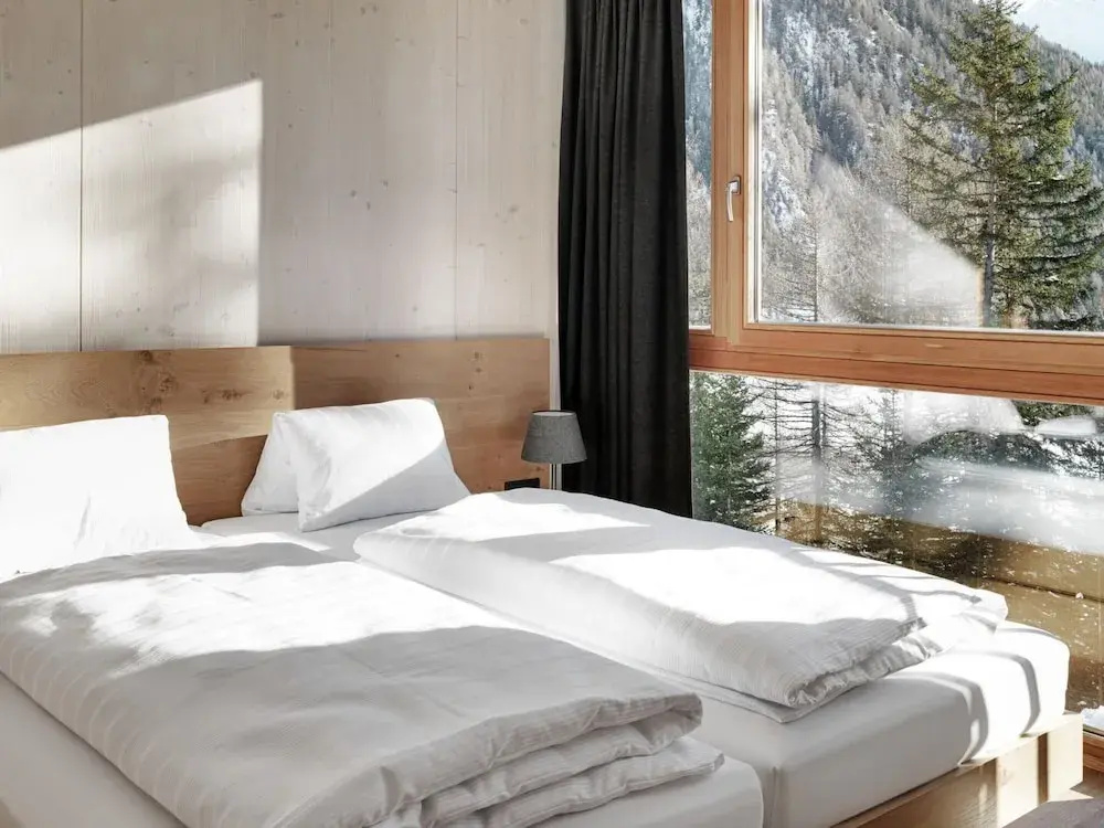 Chalet Resort Near Lake