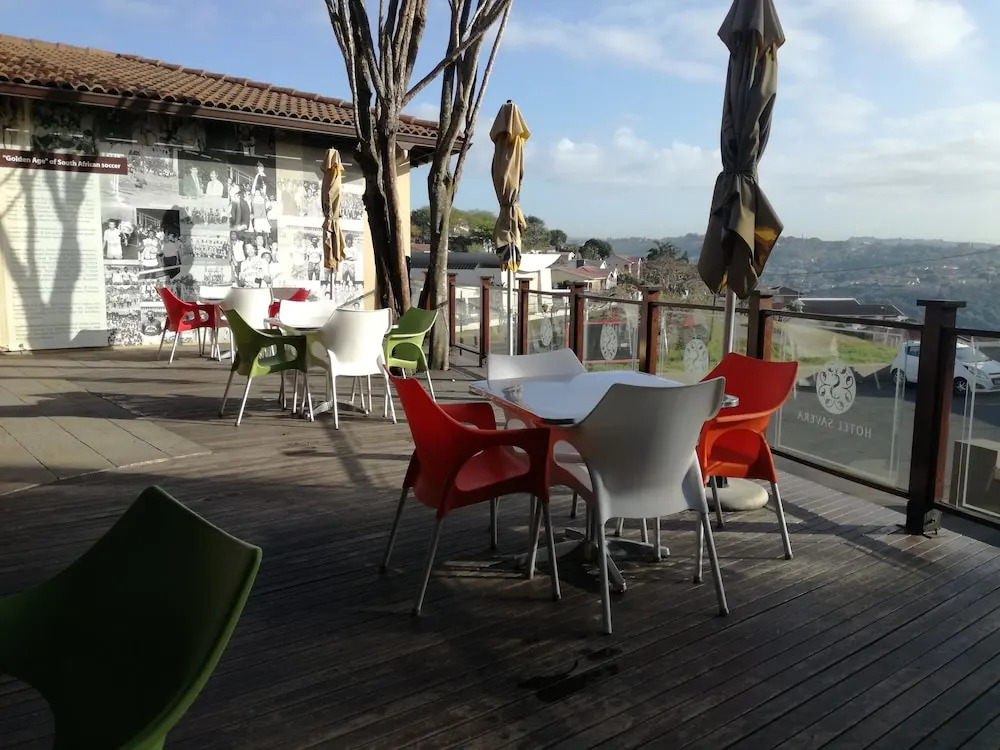 Hotel Savera