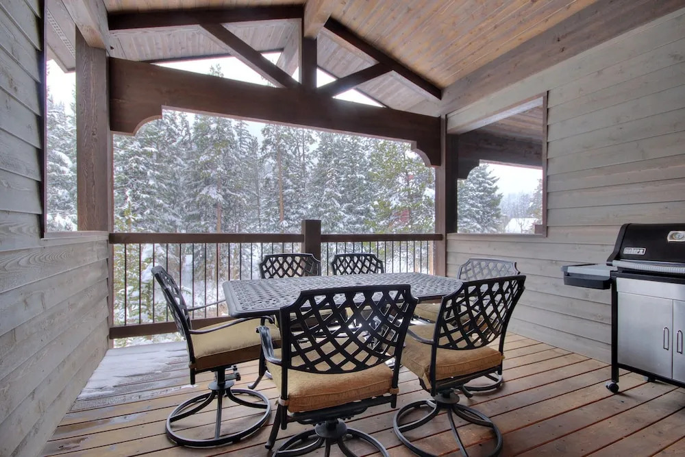 Mountain Chalet Right Next To The Lift - 39B by RedAwning
