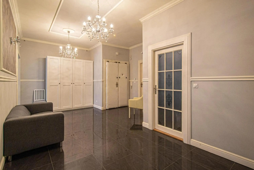 Luxury Central 150m2 Apartment on Wencelas Square with Private Garage