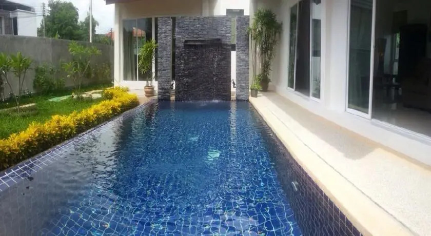 Private Pool Villa at Thalang