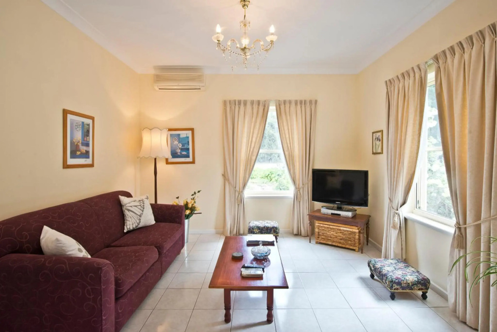 Encounter Hideaway Cottages