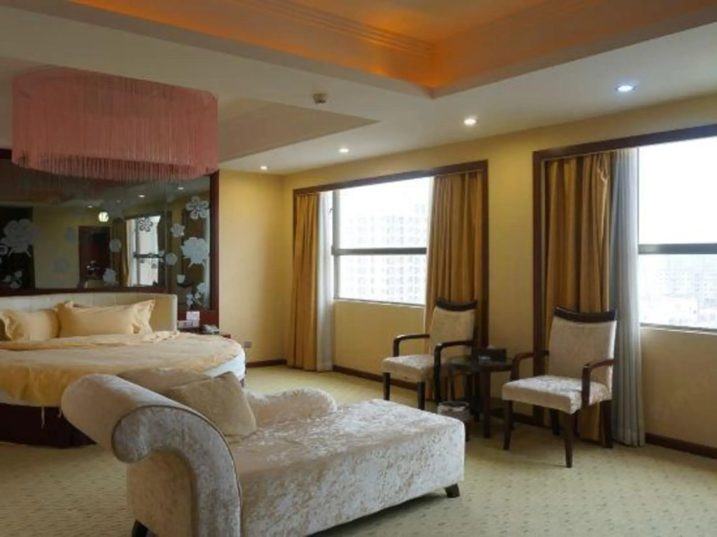 Weini Hotel