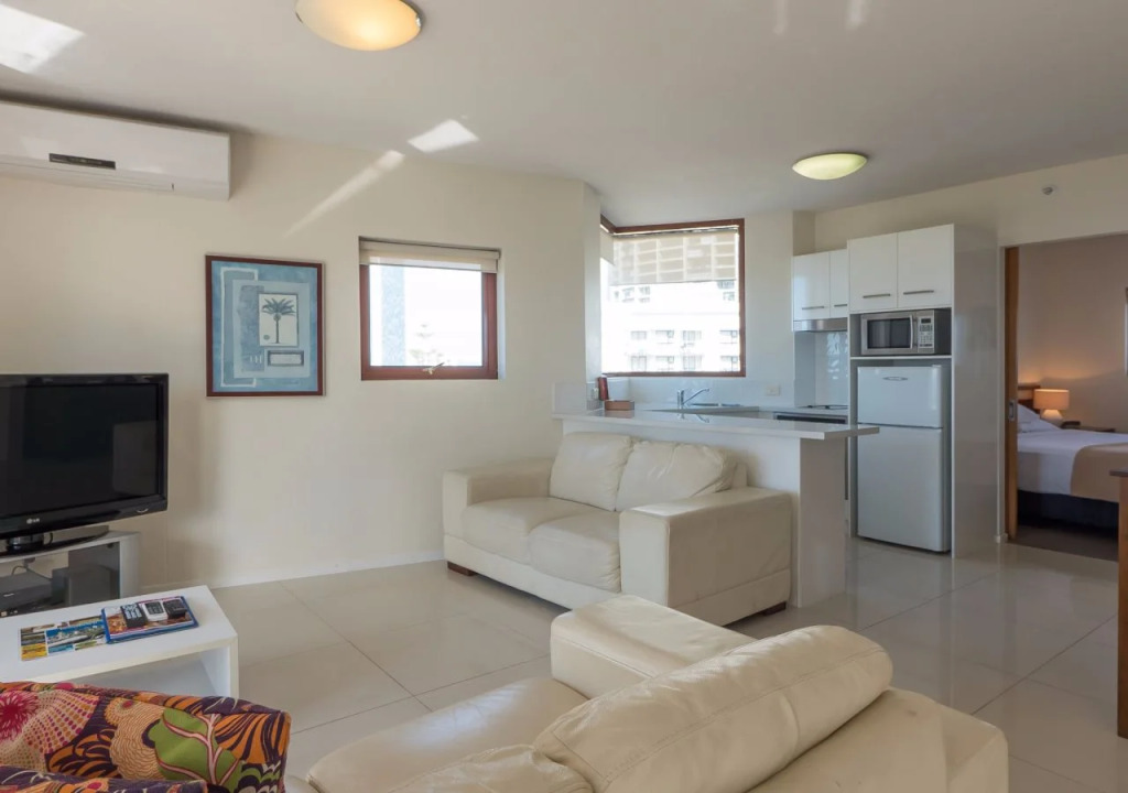 Broadbeach Savannah Resort