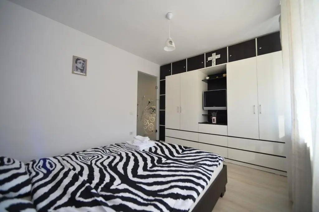 Tourist Apartment 1