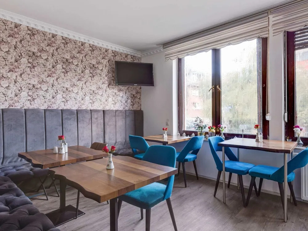 Pleasant Apartment in Oberhausen With a Terrace