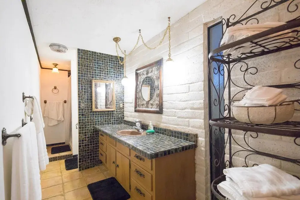 Hacienda Lake Lodge - 4 Br Home