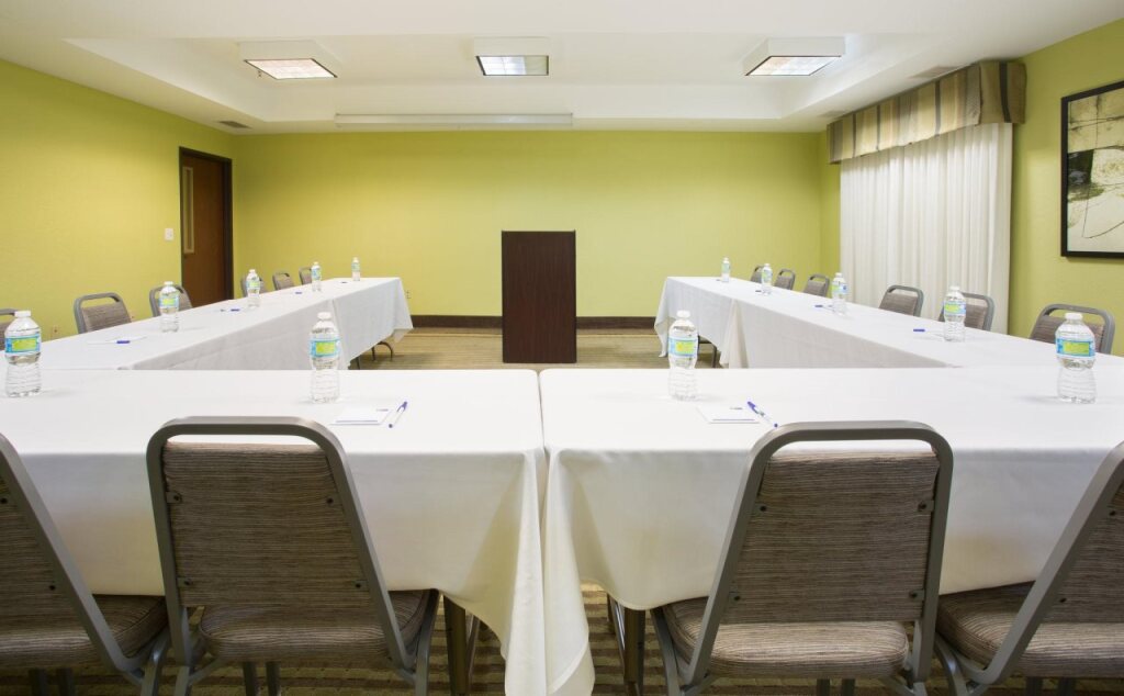Holiday Inn Express & Suites Tell City by IHG