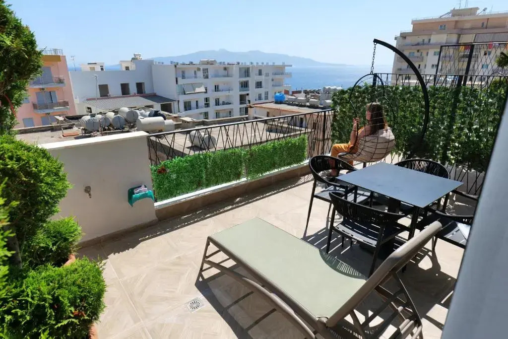 Armar Hotel