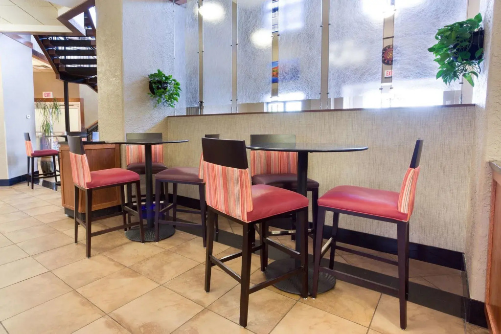 Drury Plaza Hotel Flagstaff