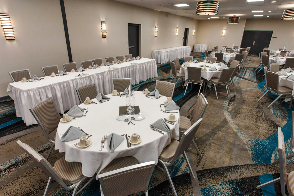 DoubleTree by Hilton Neenah