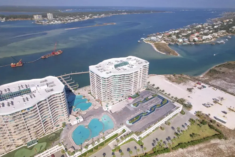 Sensational Water View Condo With Pools and Marina
